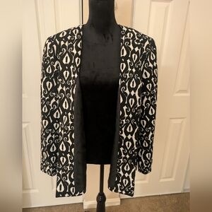 Black & White Ladies Blazer, 16W
